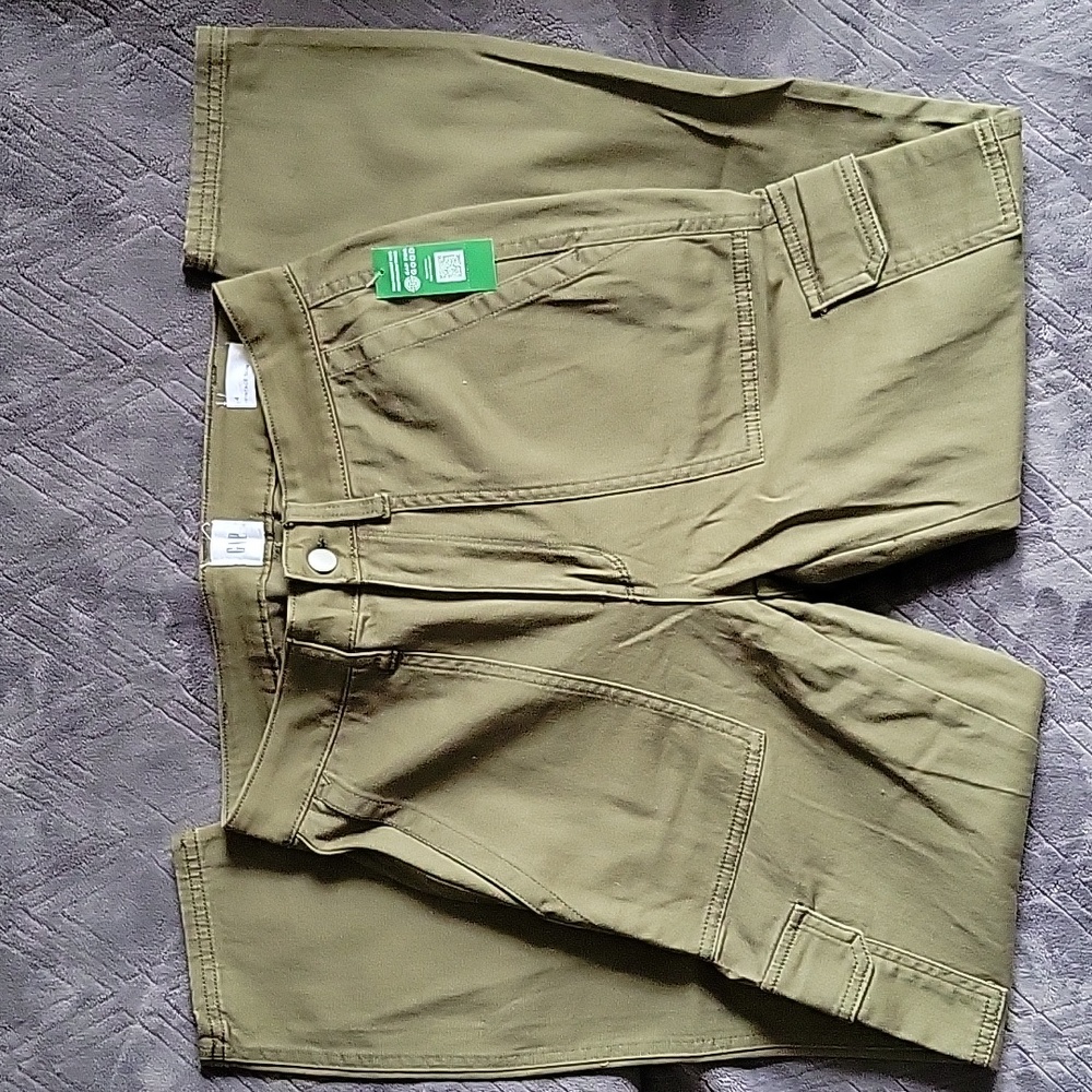 NWT Gap Vintage Slim Pants - Size 4 - Khaki Green